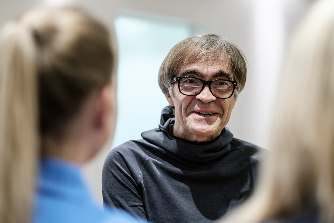 Mund-, Kiefer- und Gesichtschirurgie Hannover – Klaus J. Bothe Mund-, Kiefer- und Gesichtschirurgie Hannover - Klaus J. Bothe